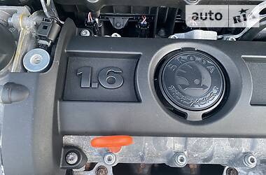 Хетчбек Skoda Roomster 2010 в 