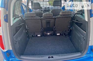 Хетчбек Skoda Roomster 2010 в 