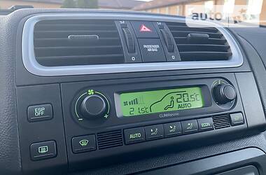 Хетчбек Skoda Roomster 2010 в 