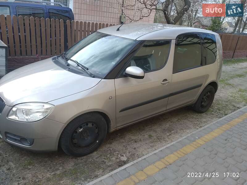 Микровэн Skoda Roomster 2009 в Любешове