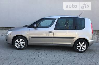 Микровэн Skoda Roomster 2009 в Ровно