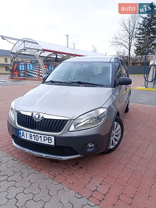 Skoda Roomster 2013