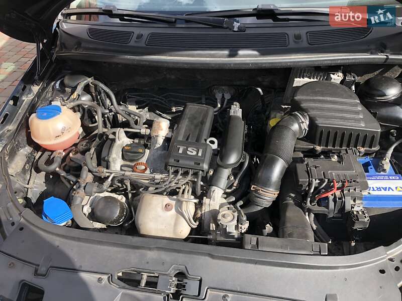 Микровэн Skoda Roomster 2012 в Ровно