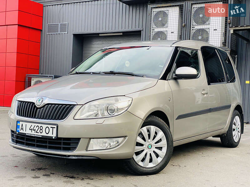 Микровэн Skoda Roomster 2011 в Днепре