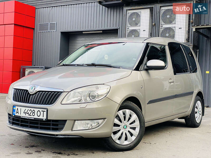 Микровэн Skoda Roomster 2011 в Днепре