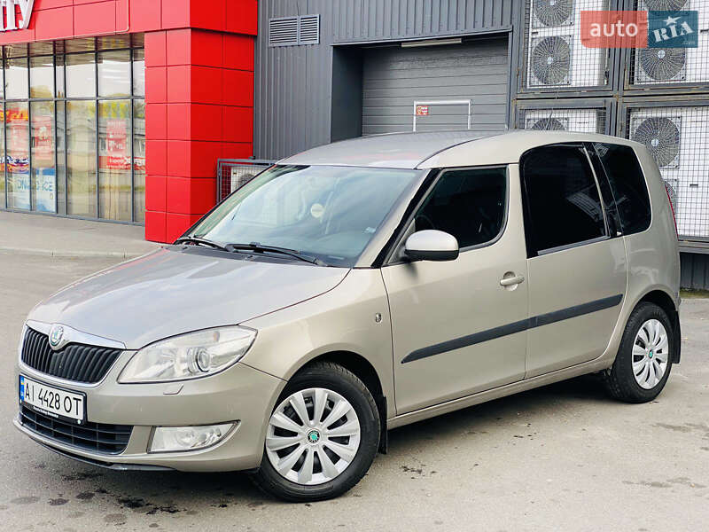Микровэн Skoda Roomster 2011 в Днепре