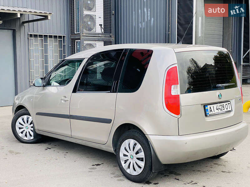 Микровэн Skoda Roomster 2011 в Днепре