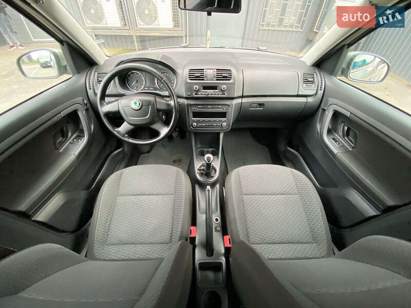Микровэн Skoda Roomster 2011 в Днепре