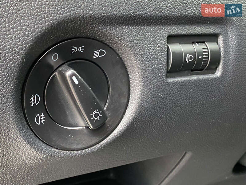 Микровэн Skoda Roomster 2011 в Днепре