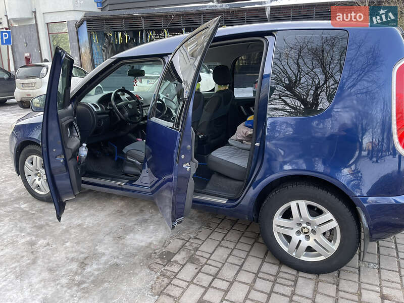 Микровэн Skoda Roomster 2008 в Луцке