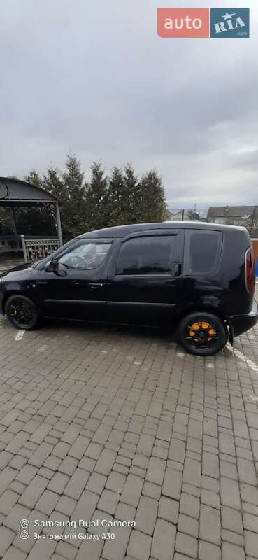 Мікровен Skoda Roomster 2008 в Чернівцях