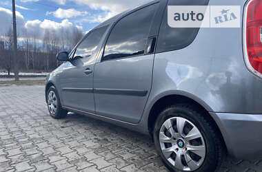 Микровэн Skoda Roomster 2011 в 