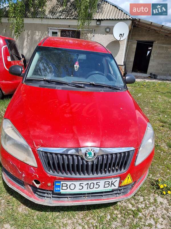 Микровэн Skoda Roomster 2011 в Чорткове