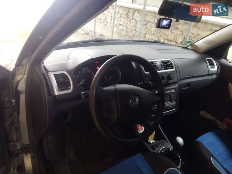 Микровэн Skoda Roomster 2007 в Могилев-Подольске