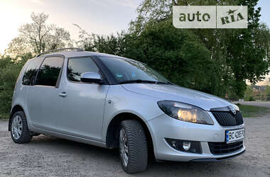 Микровэн Skoda Roomster 2015 в Львове