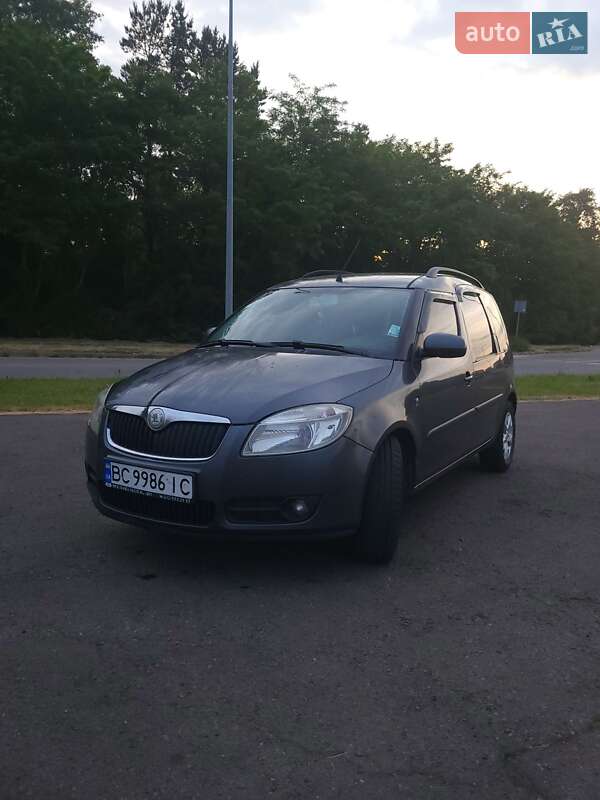 Микровэн Skoda Roomster 2007 в Львове