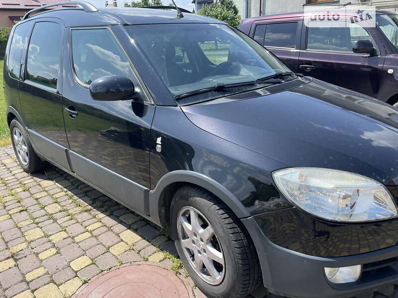 Мінівен Skoda Roomster 2008 в Луцьку