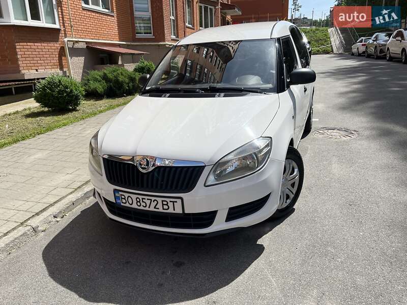 Skoda Roomster 2013