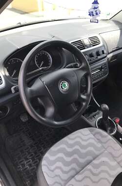 Микровэн Skoda Roomster 2007 в 
