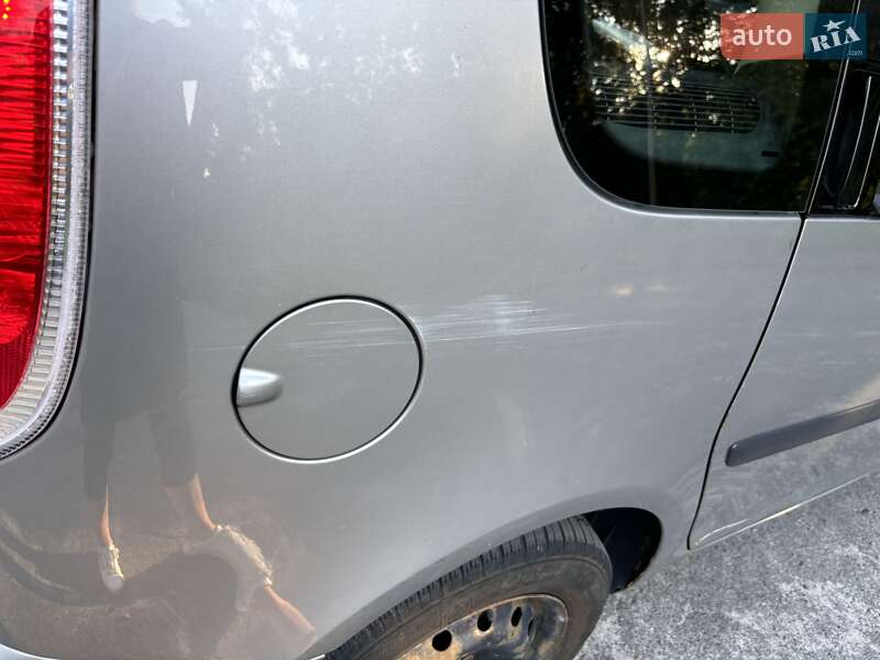 Мікровен Skoda Roomster 2011 в Києві