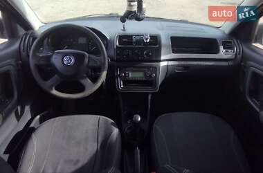 Микровэн Skoda Roomster 2013 в 