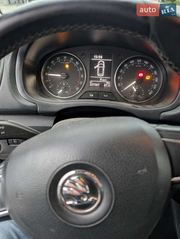 Микровэн Skoda Roomster 2014 в Рогатине фото 6 Микровэн Skoda Roomster 2014 в Рогатине