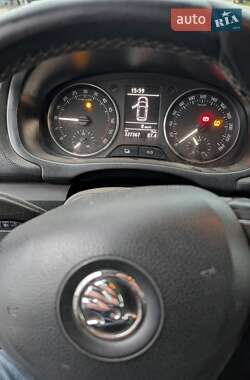 Микровэн Skoda Roomster 2014 в 