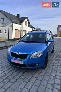 Микровэн Skoda Roomster 2009 в Луцке