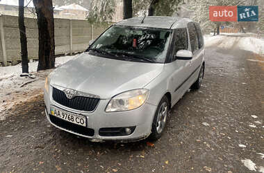 Микровэн Skoda Roomster 2008 в Броварах