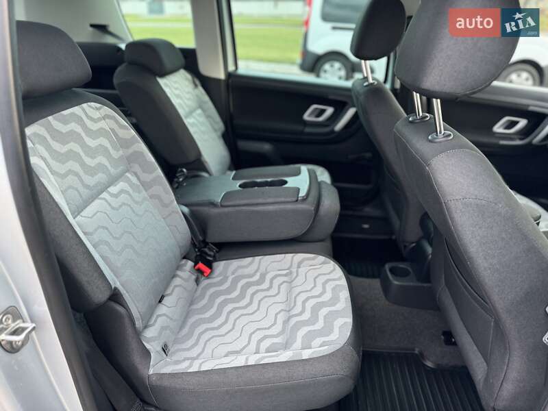 Мікровен Skoda Roomster 2008 в Дубні