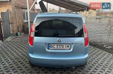 Мікровен Skoda Roomster 2010 в Радехові