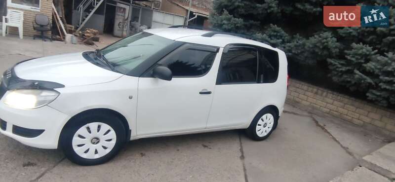 Мікровен Skoda Roomster 2014 в Дніпрі