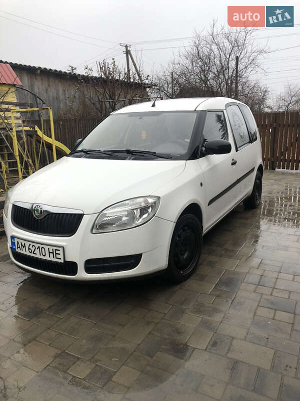 Мікровен Skoda Roomster 2008 в Черняхові