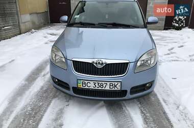 Микровэн Skoda Roomster 2008 в Львове