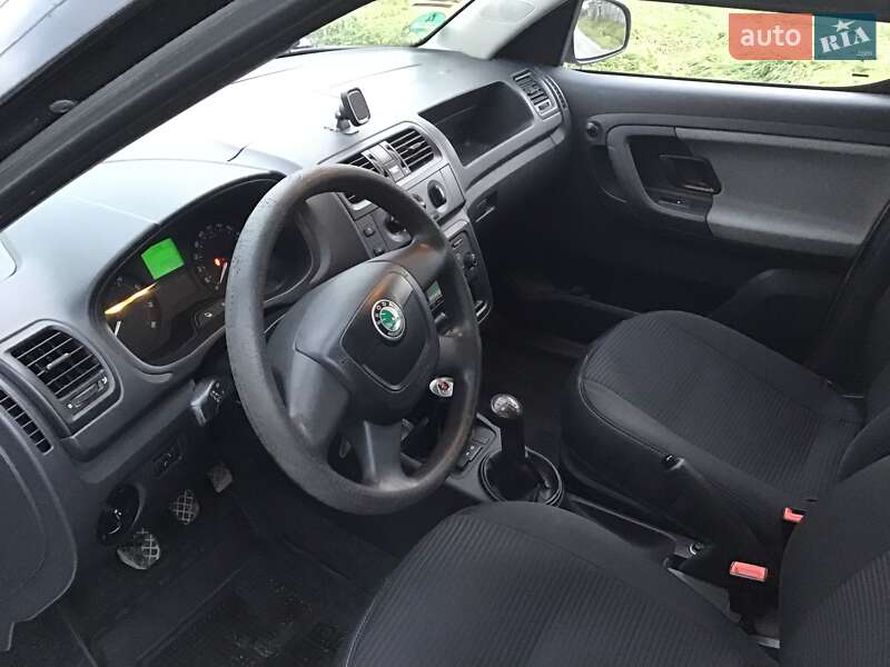 Мікровен Skoda Roomster 2010 в Борщеві