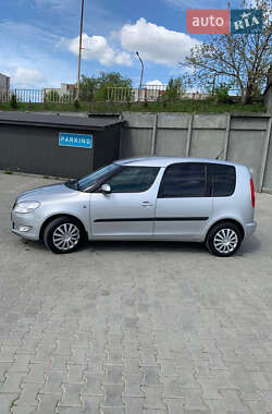 Микровэн Skoda Roomster 2012 в 