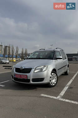 Микровэн Skoda Roomster 2008 в Киеве