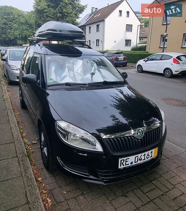 Микровэн Skoda Roomster 2012 в Кременчуге