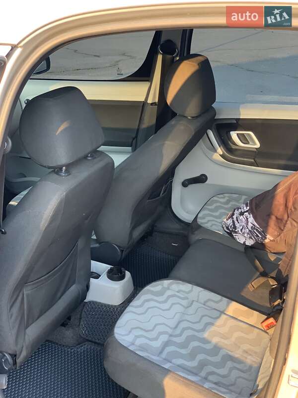 Микровэн Skoda Roomster 2007 в Запорожье