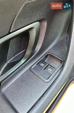 Микровэн Skoda Roomster 2010 в 