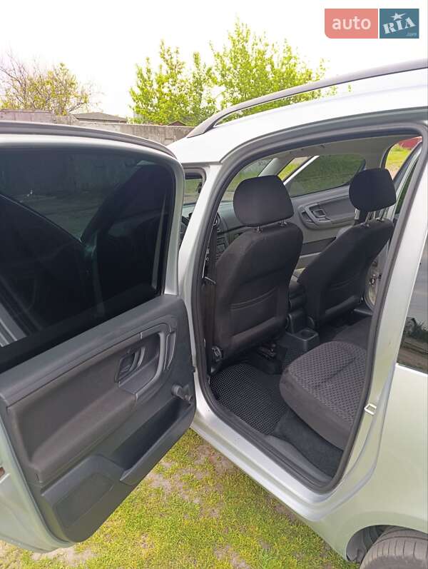 Мікровен Skoda Roomster 2014 в Дніпрі