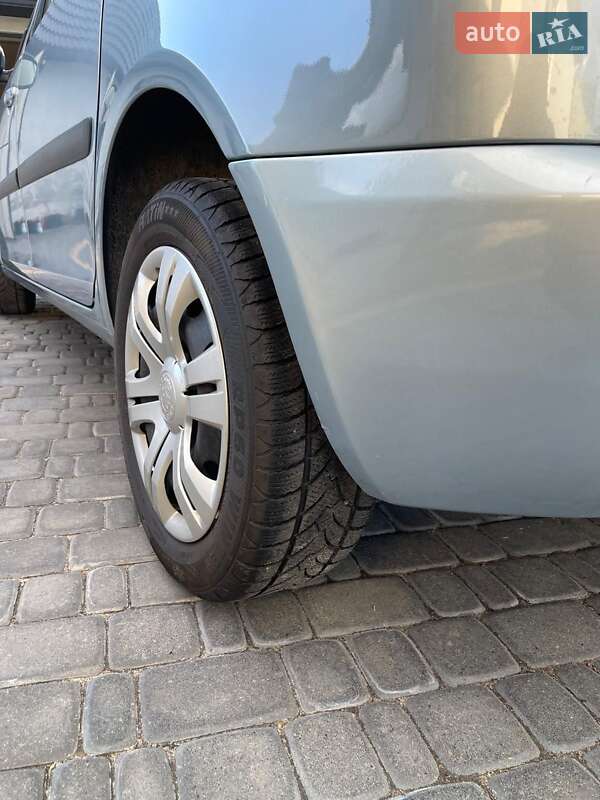 Мікровен Skoda Roomster 2009 в Любомлі