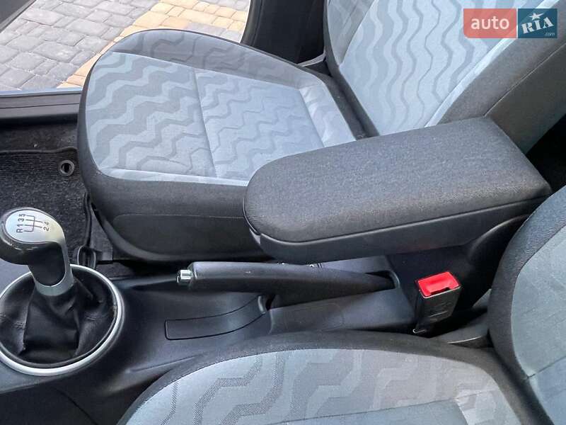 Мікровен Skoda Roomster 2009 в Любомлі