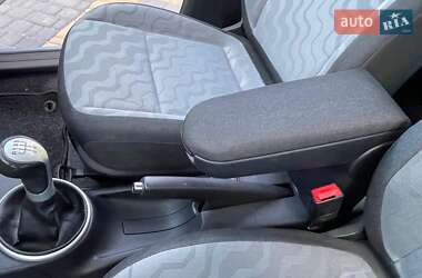 Микровэн Skoda Roomster 2009 в 