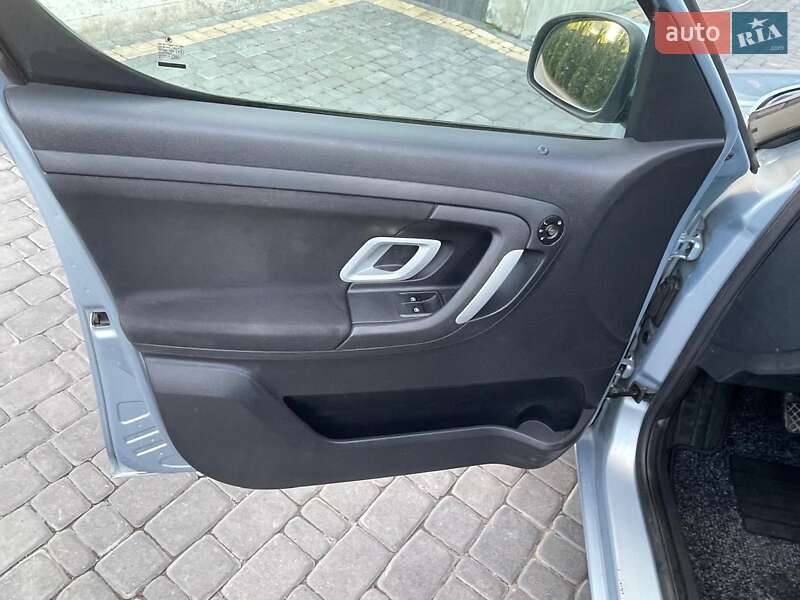 Мікровен Skoda Roomster 2009 в Любомлі