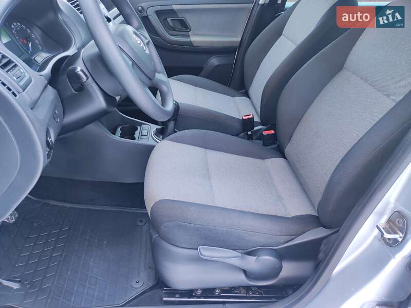 Микровэн Skoda Roomster 2013 в Ковеле