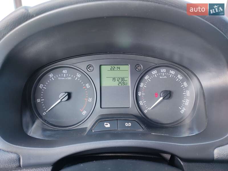 Микровэн Skoda Roomster 2013 в Ковеле