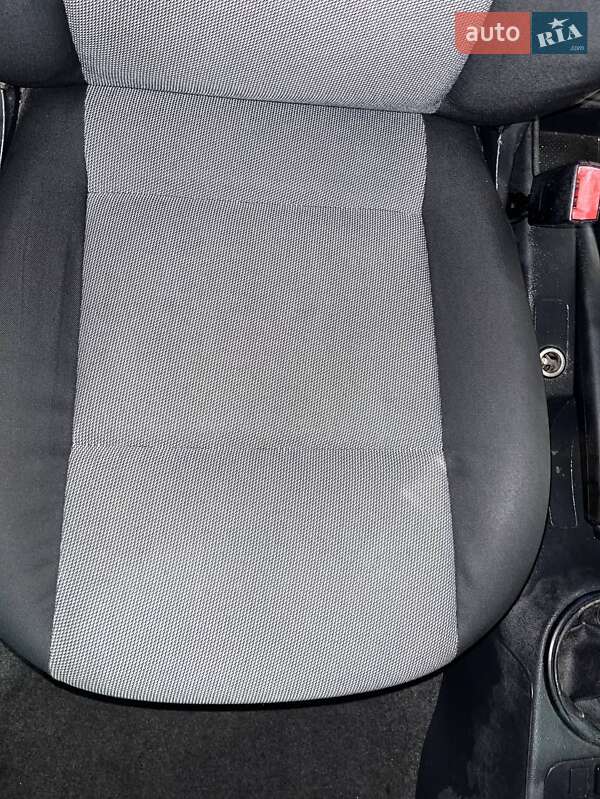 Микровэн Skoda Roomster 2009 в Львове