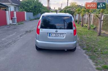 Микровэн Skoda Roomster 2012 в 