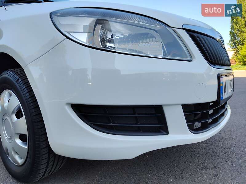 Микровэн Skoda Roomster 2013 в Белой Церкви